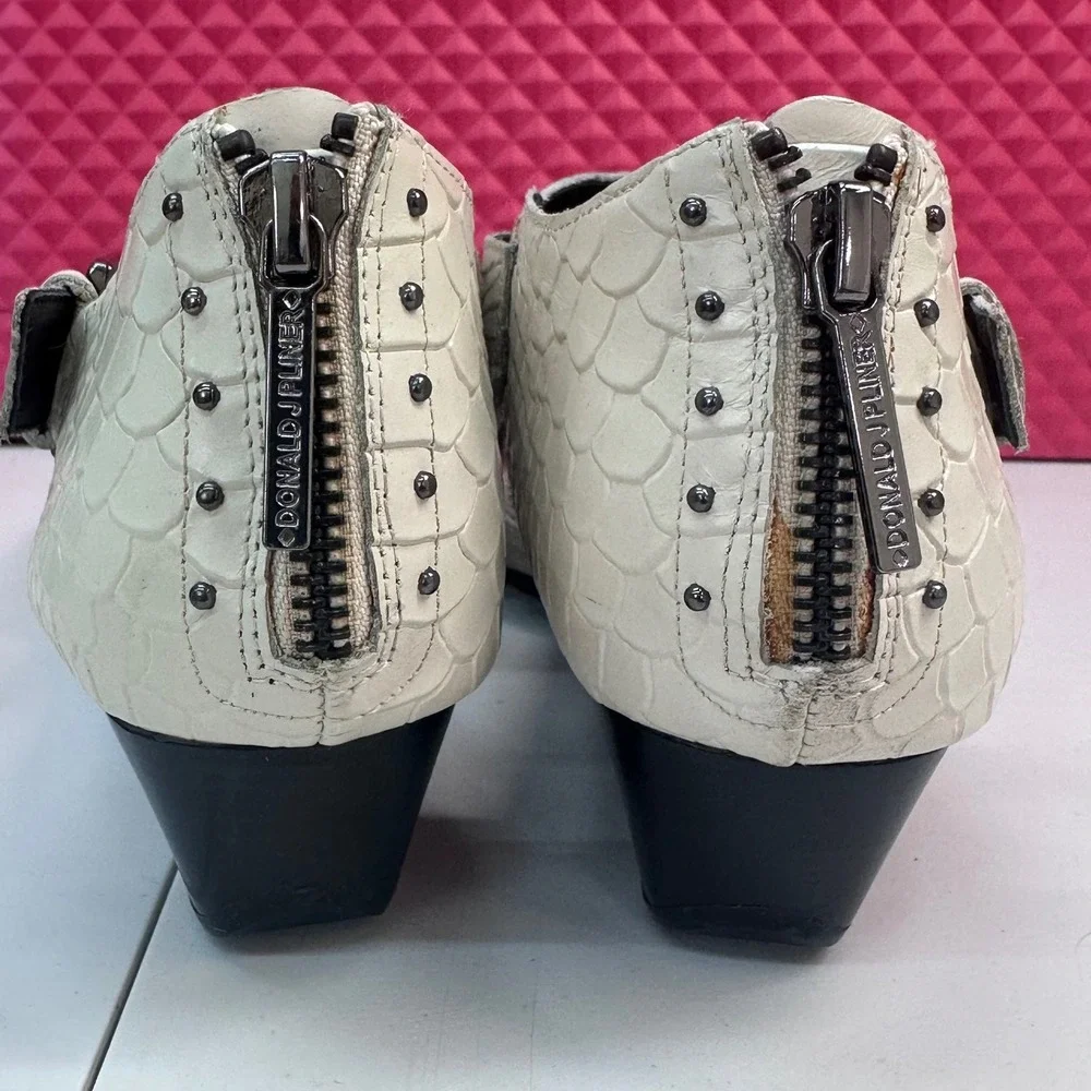 Donald J Pliner Cream Snake Embossed Studded Wedge Sandals Size 8M